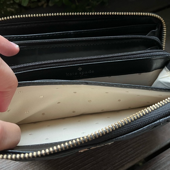 GUC- Kate Spade Gold Coast Nisha Quilted Black Leather Zip Around Wallet - Picture 13 of 13
